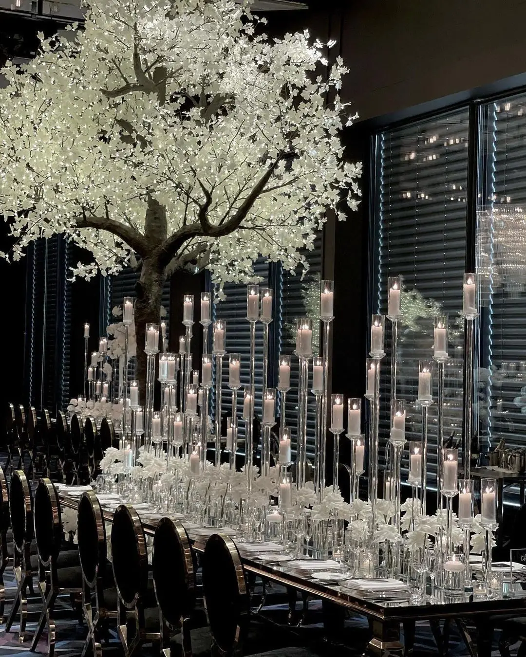 MH-TZ0572 Wholesale 8  arms long stemmed modern glass tube vase crystal candle holders wedding table centerpieces candelabra