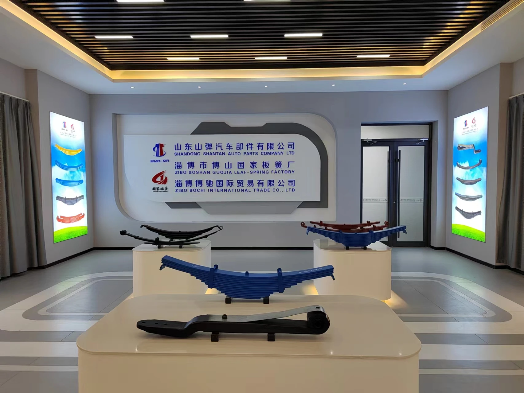 Volvo 257934 front leaf spring assy  heavy duty truck spare parts