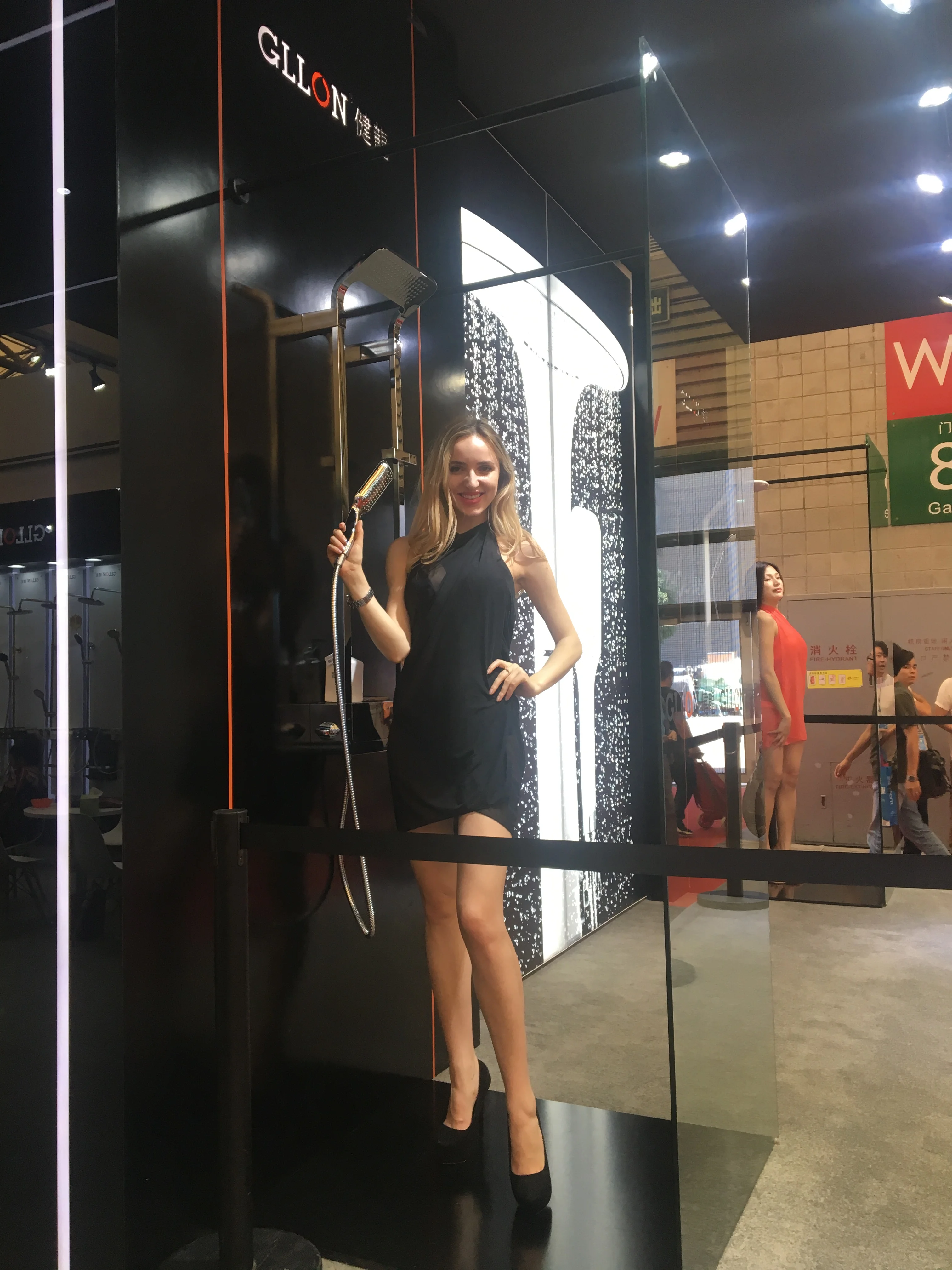 
New design Hot sale bathroom sanitary ware stainless steel shower panels 