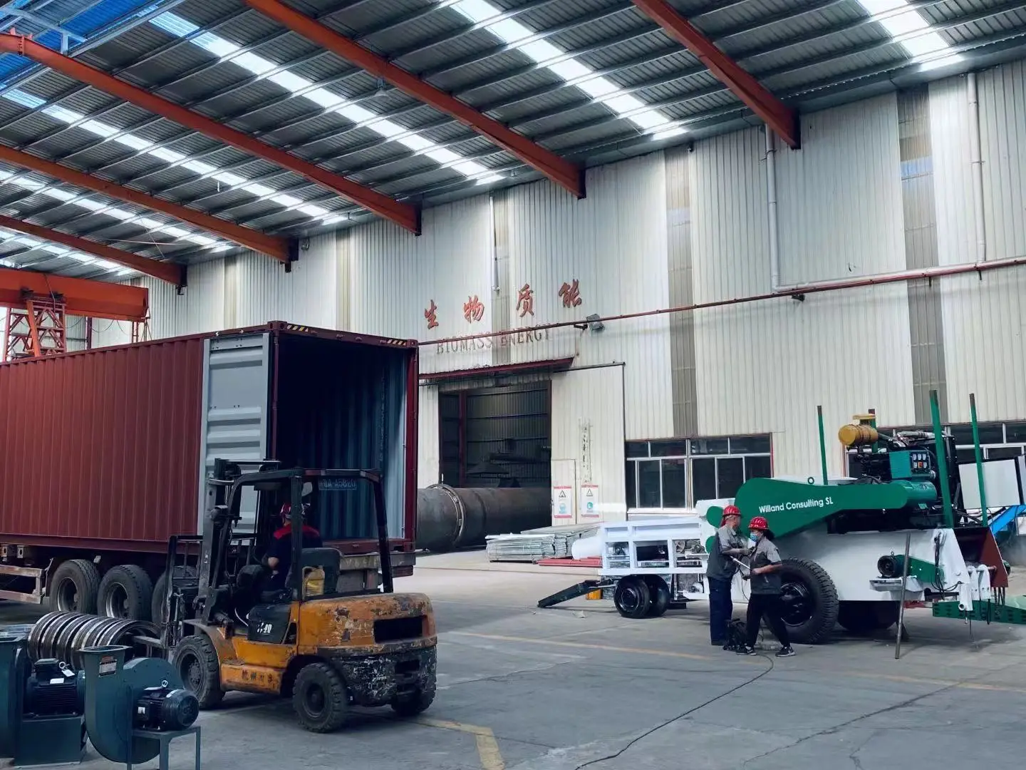 Mobile Wood Chipper Biomass Diesel Engine Wood Chips Making Machine For Sale