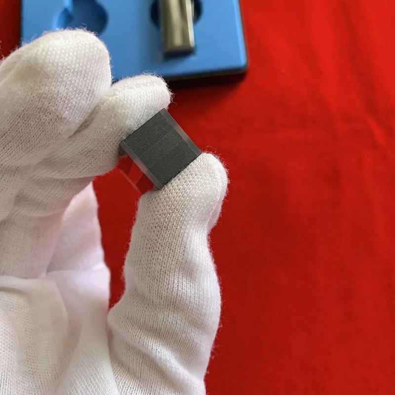 High Quality Black Wall Micro Cell Quartz Glass Cuvette