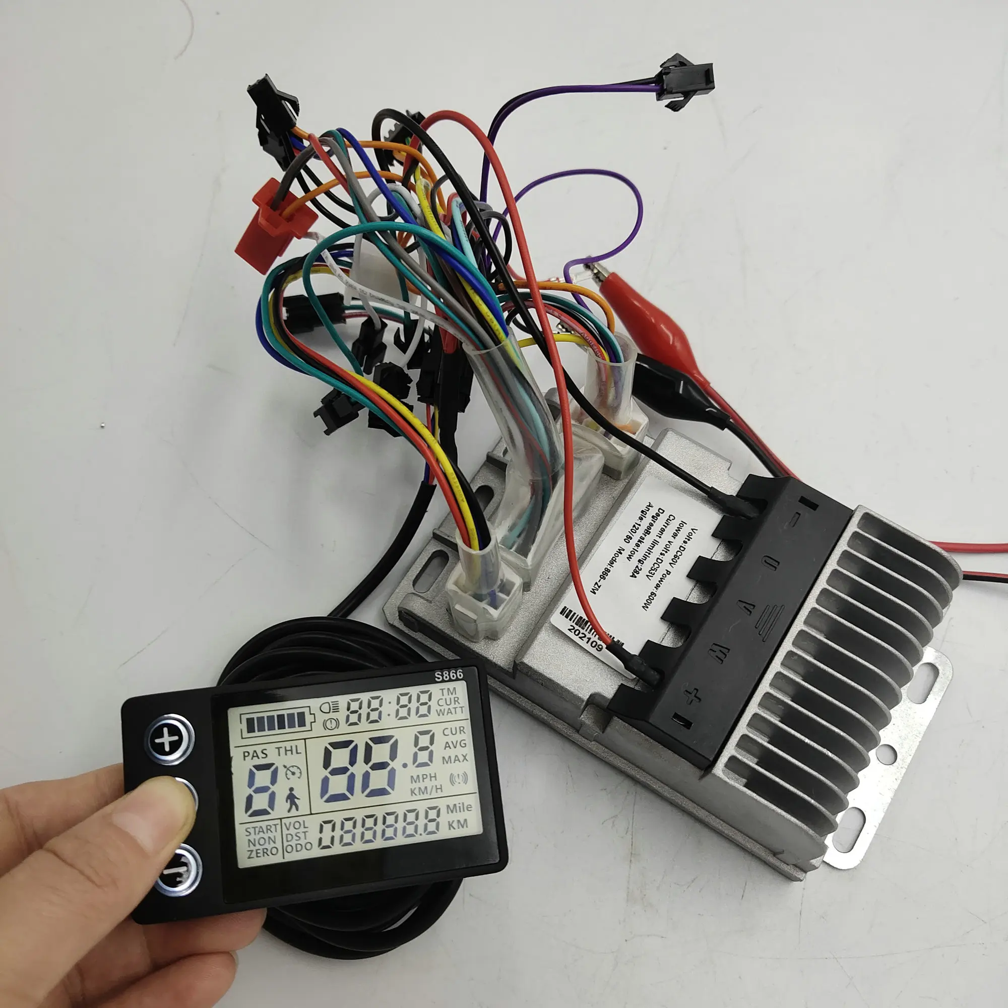 Контроллер Display866 + SINEWAVE BLDC 36v48v60v72v500w600w с литой алюминиевой оболочкой деталь для электрического скутера
