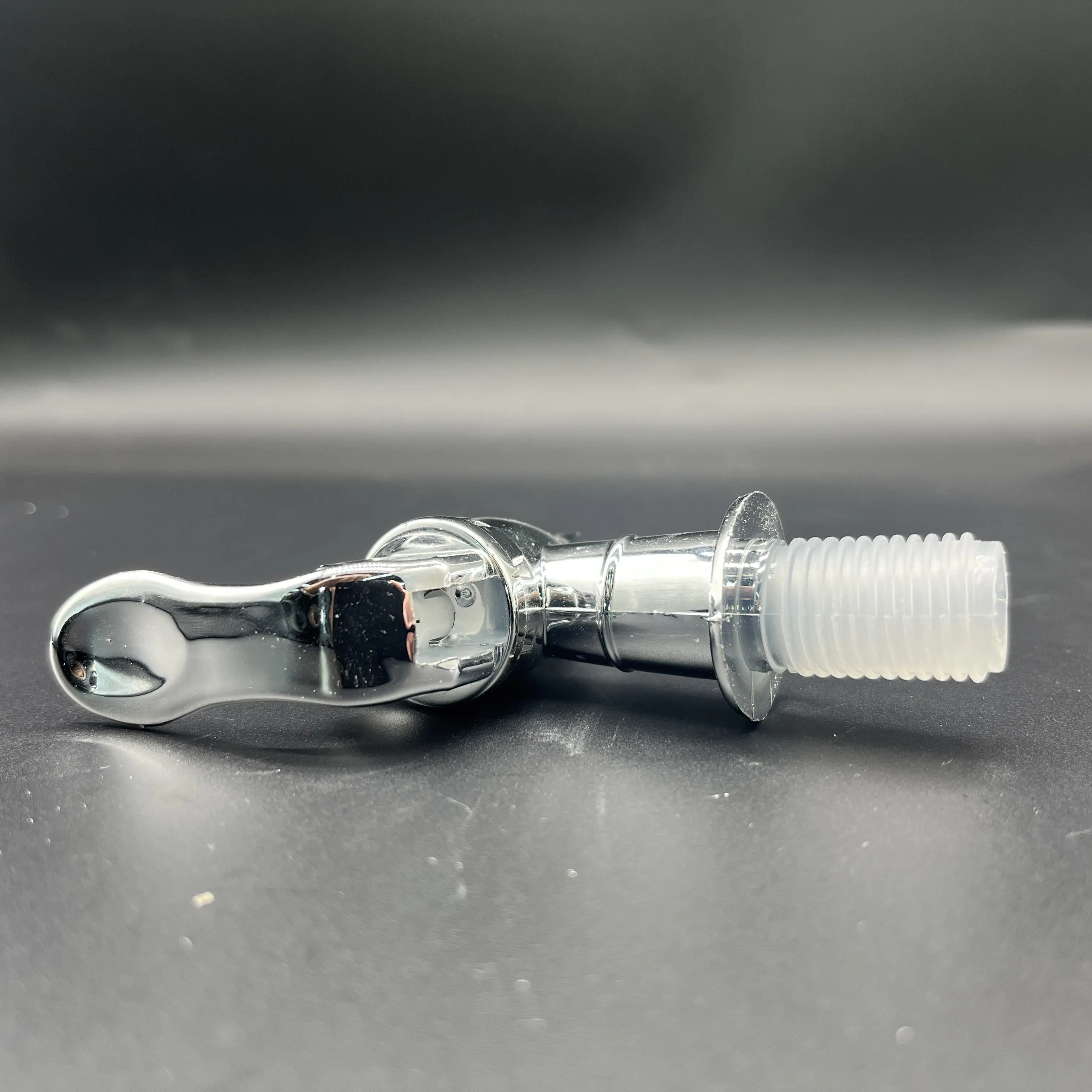 Professional Manufacturer Supply Top Water Dispenser Spigot