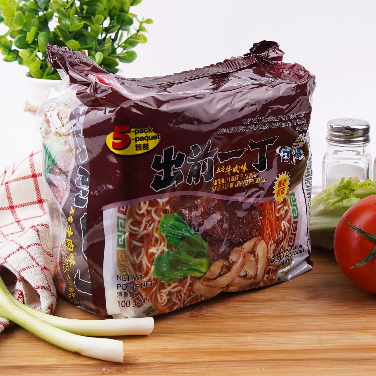 Certified Healthy Diet Meal Halal Fast Food Low Calorie Konjac Carrot Flavor Noodles Nissin Beef Instant Noodle (100gx5)