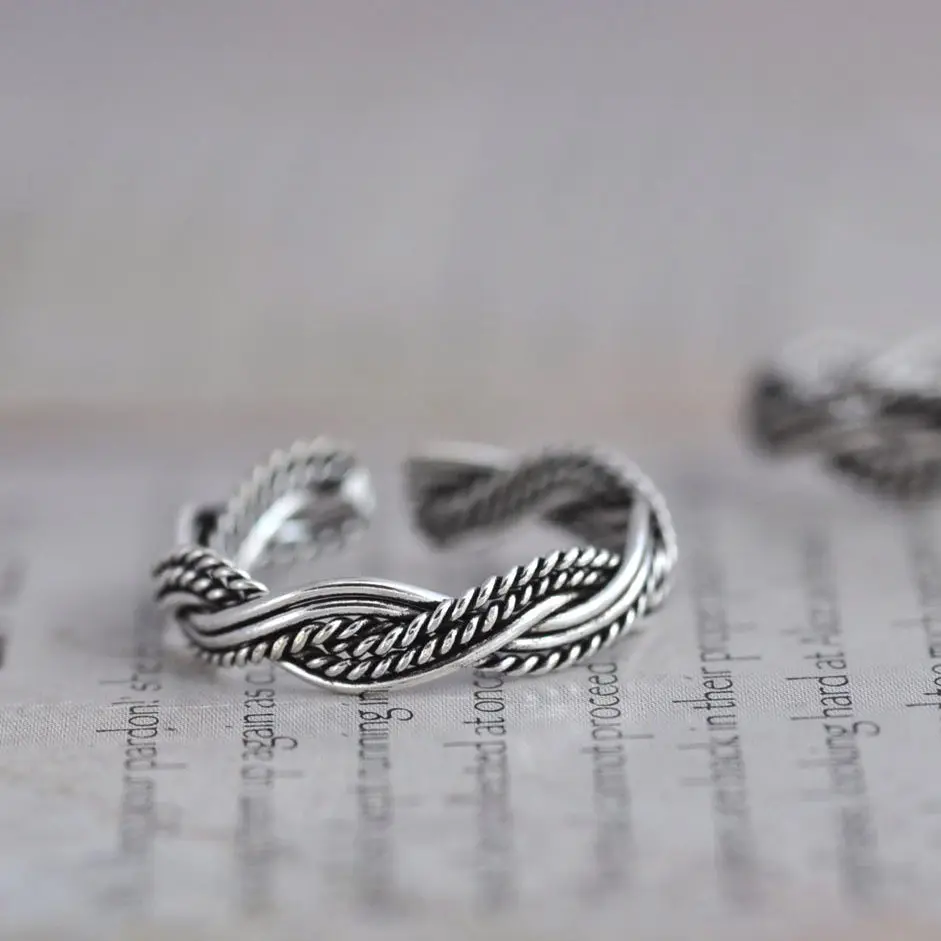 Nepal Retro New Zealand S925 Sterling Silver Punk Personality Ring with Zircon Gold-Plated Small Tail for Party