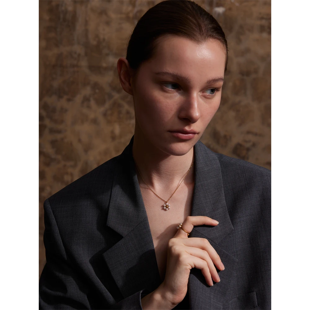 JINYOU 4438 Exclusive Simulated Pearls Flower Golden Necklace Ring Set PVD Stainless Steel Sweet Jewelry Set for Women Gift