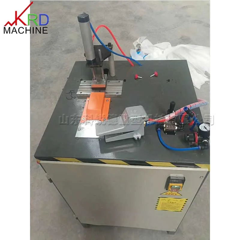 Aluminum T-bar cutting machine Automatic knife-type bending machine Decorative strip automatic angle cutting machine