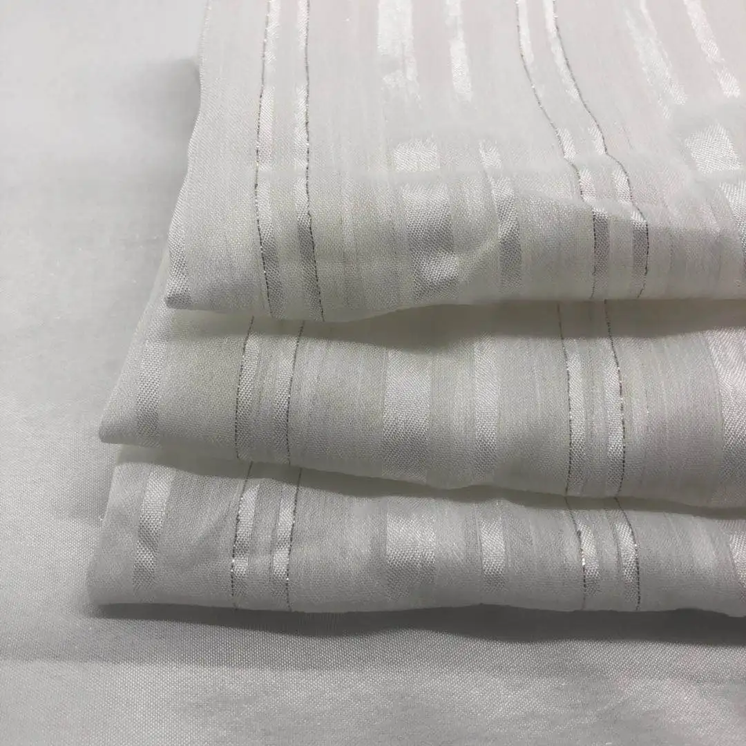 Блестящая полосатая атласная шифоновая ткань с металлическим покрытием из искусственного шелка с люрексом