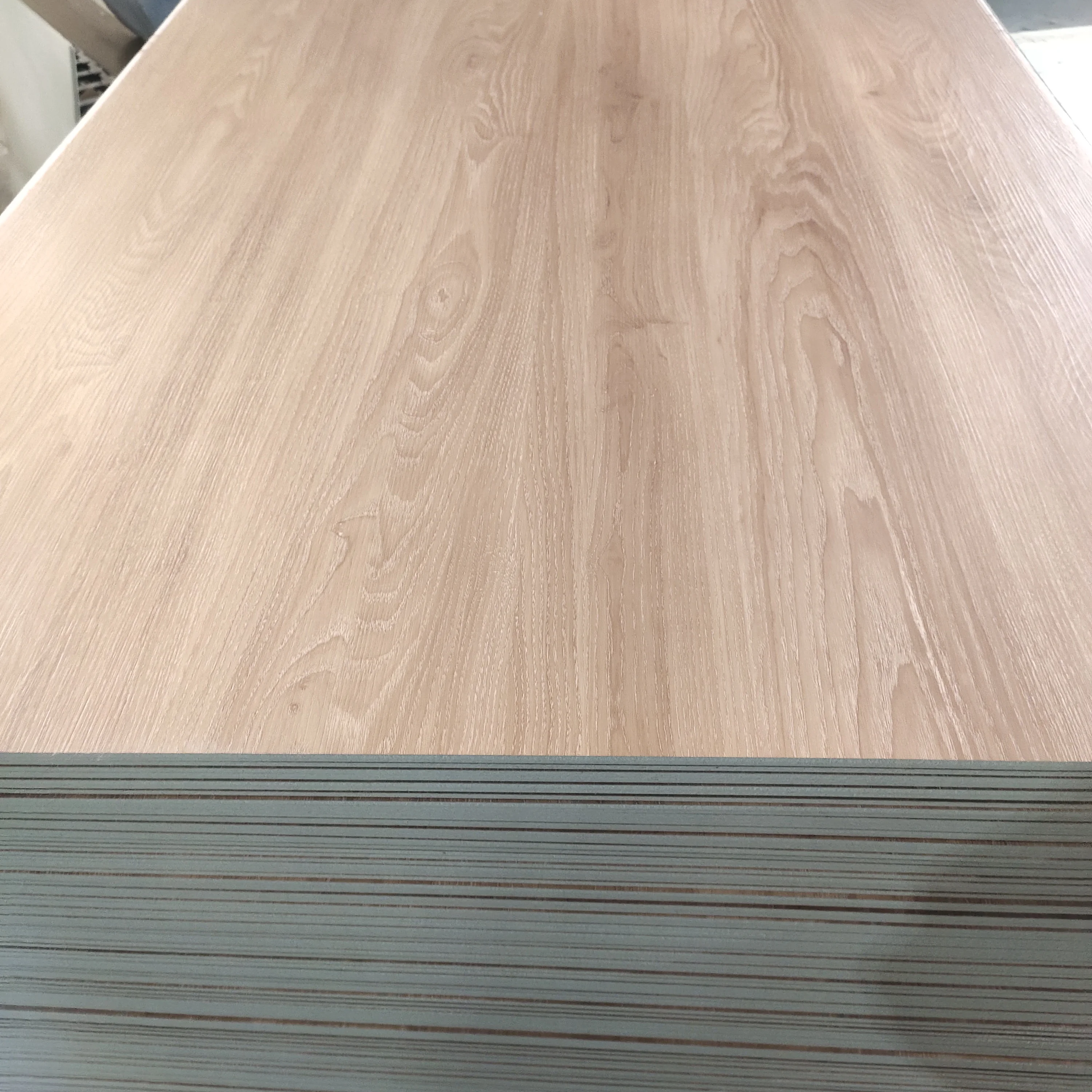 Commercial Floating Parquet Eir Emboss SPC Flooring Pisos Vinilicos Wood Plastic Floor for Office Hospital Hotel Malls