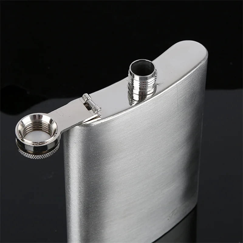 Custom luxury 304 stainless steel hip flask sublimation premium 4oz 6oz portable hip flasks set