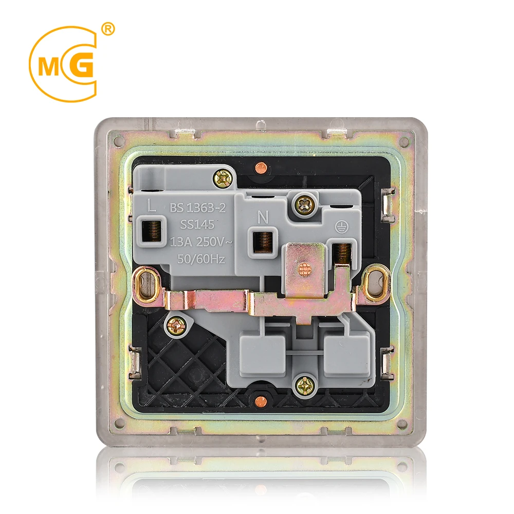 BS standard UK 3 pin power stainless steel electrical socket