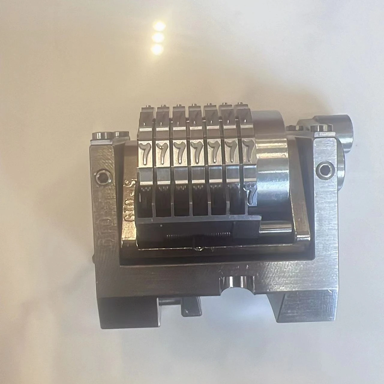 German Leibinger horizontal overall 7-digit forward numbering machine
