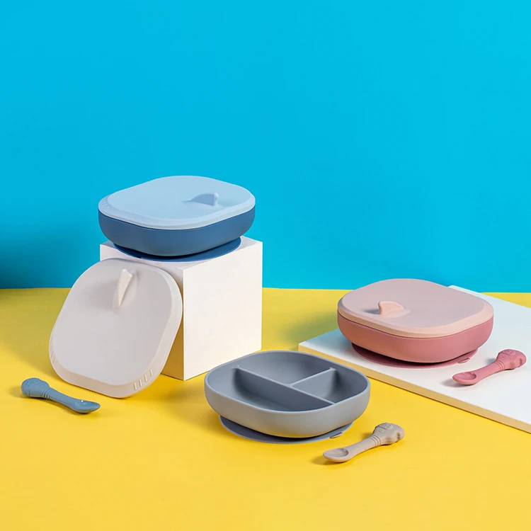 
BPA Free Toddler Kids Children Divided Toddler Dinner Feeding Plate Silicone Baby Suction Plate with Lid 