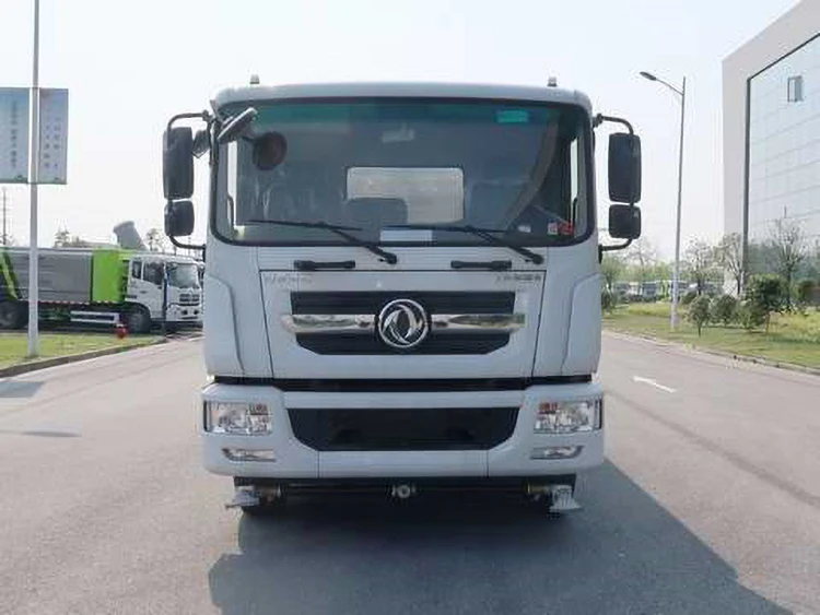 Прямо от производителя щедевая цена 18ton Максимальная общая масса 200hp дизель мощность 13300 литров 4x2 моющий дорожный топливный