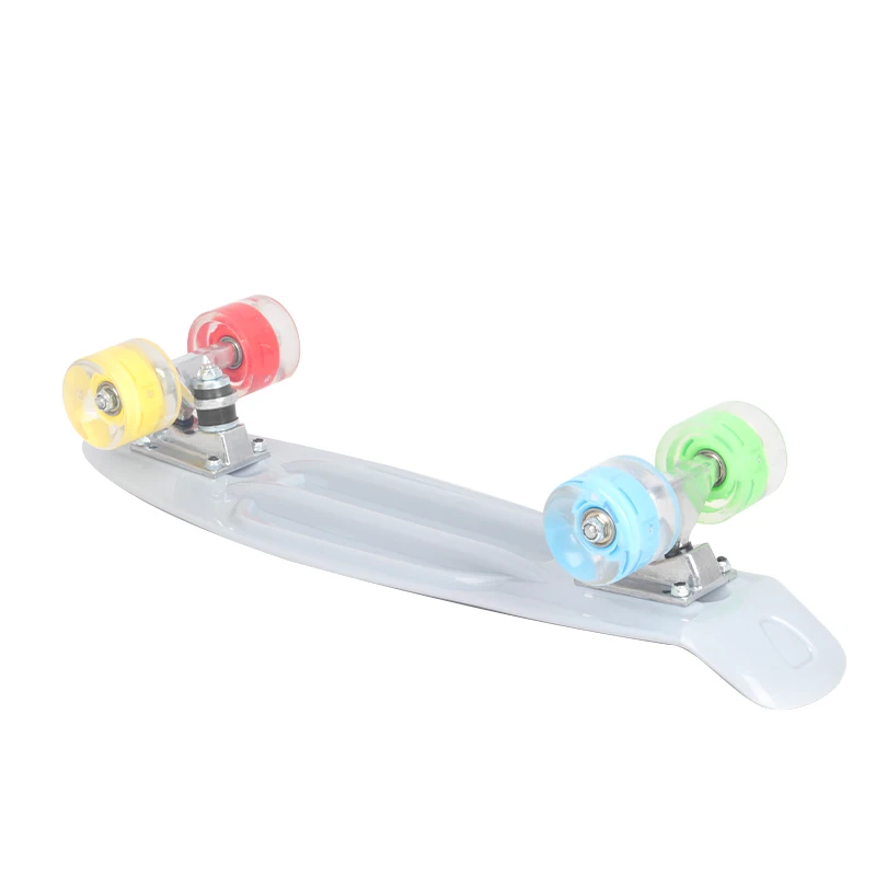 New Design Customized 22 inch Mini Fish Plastic Cruiser Skateboard with LED Light Wheels