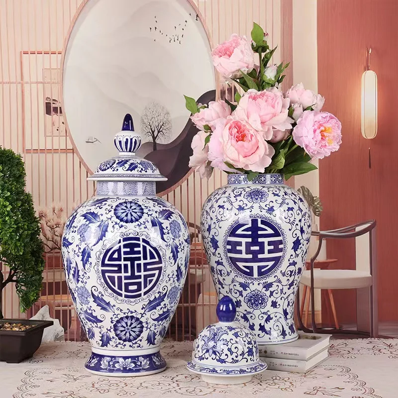 Classic winter home decorations blue and white ceramic lid pots porcelain ginger jar christmas ornaments