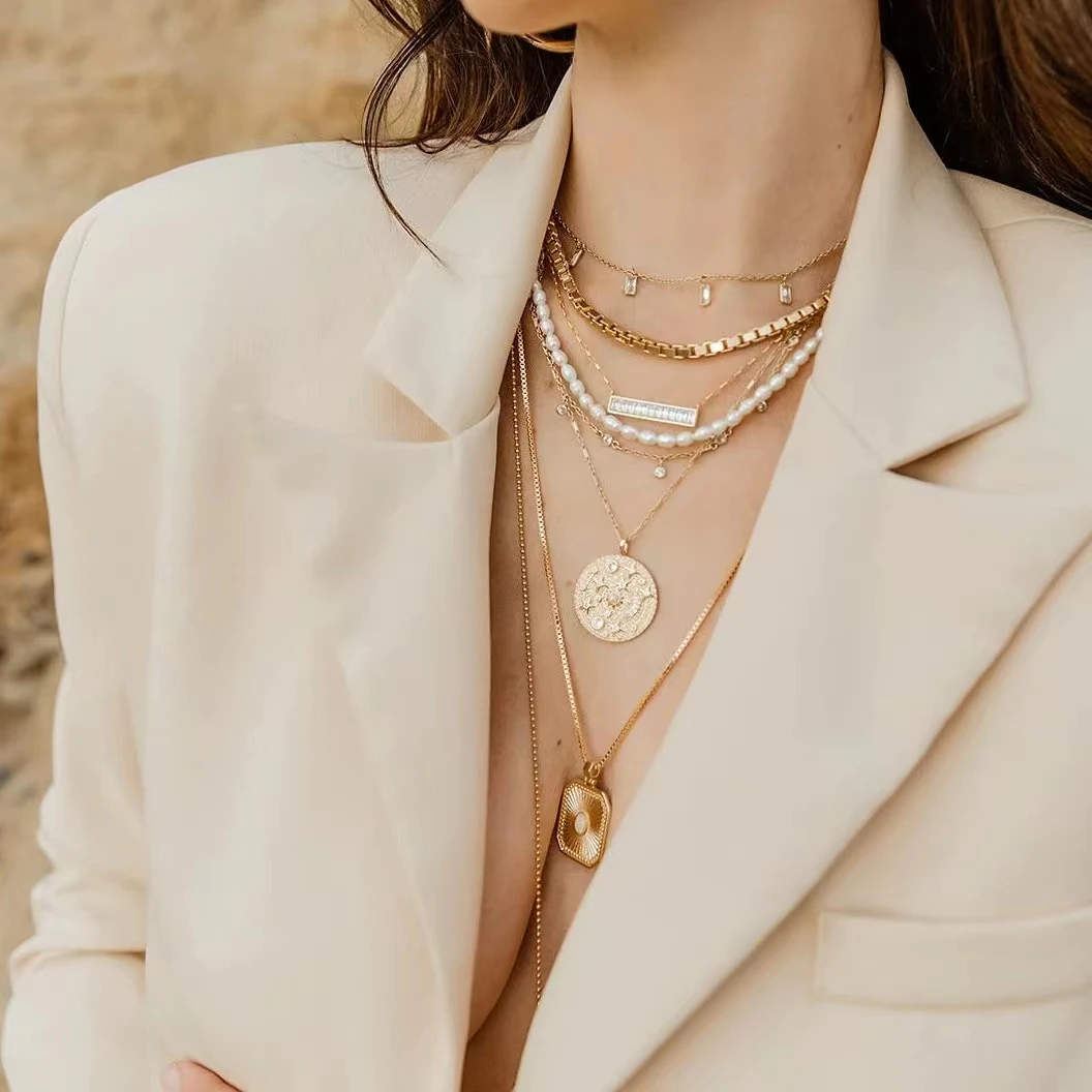 2023 Trendy Jewelry Factory Customization Hot Sale INS Gold Plated Letter Chain Choker Necklace for Lady