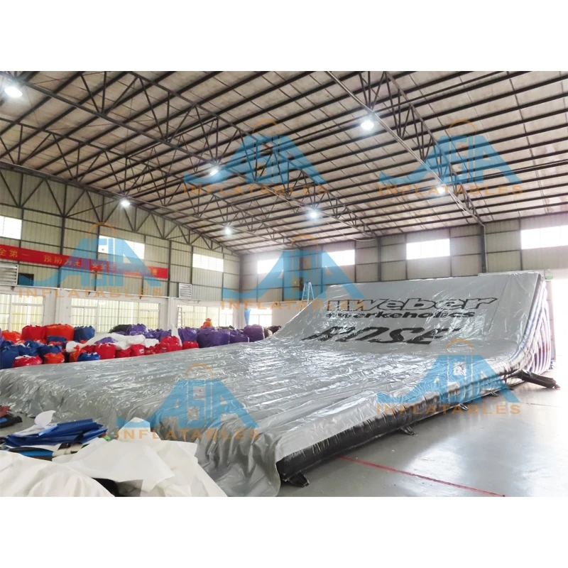 Extreme Sport Big Inflatable Mountain Bike Airbag Inflatable Landing Ramp Airbag Inflatable Jump Stunt Airbag
