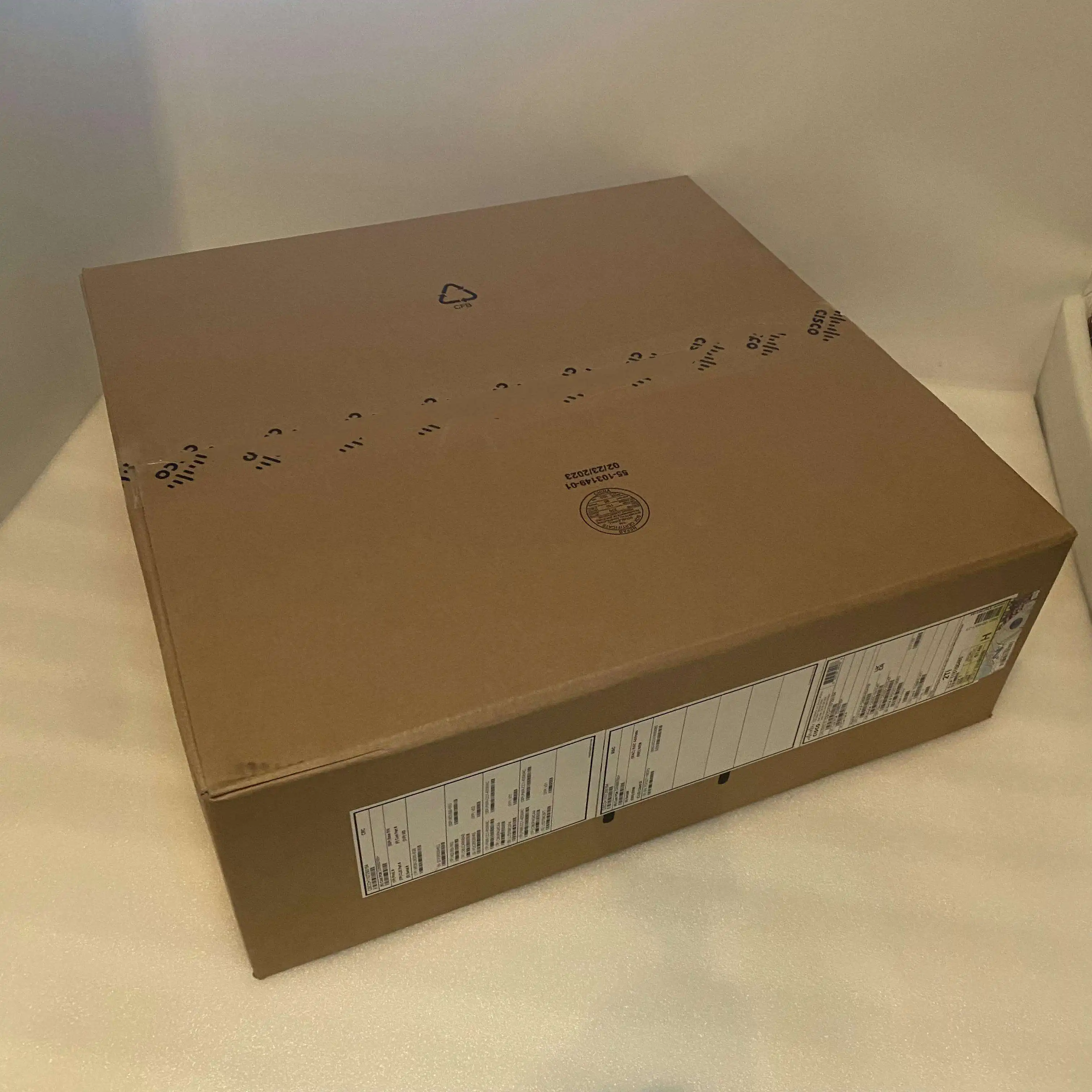 Brand New C8200L-1N-4T 8200 Series Edge Platforms Stock Available gigabit network router C8200-1N-4T