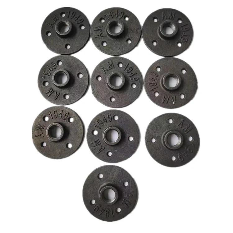 Black DIY Industrial Pipe Fittings Furniture Floor Flange Malleable Cast Iron Wall Hooks Iron Pipe Wall Mount Shelving Bracket