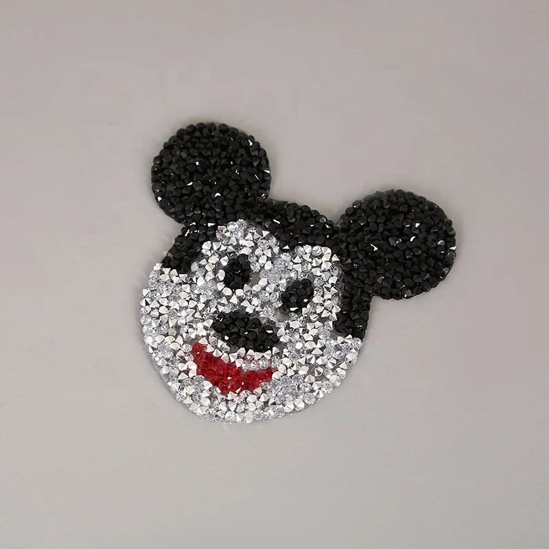Wholesale Fashion Honor Of Crysal Cute Panda Rhinestones Iron On Transfer Applique Patches For Clothing
