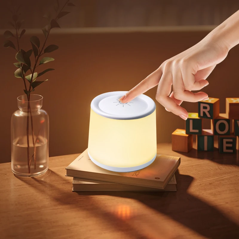 Современный дизайн умный светодиодный USB перезаряжаемый Ночной свет беспроводной сенсорный пульт дистанционного управления Pat лампа для использования в спальне