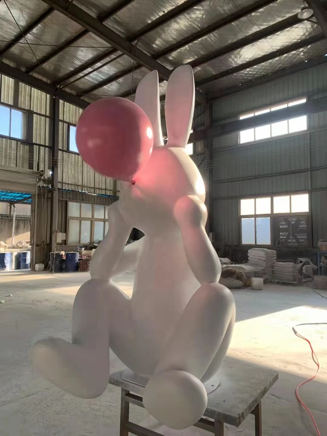 Modern metal art large cute rabbit outdoor garden animal statue window display bunny home decoration stainless steel sculpture
