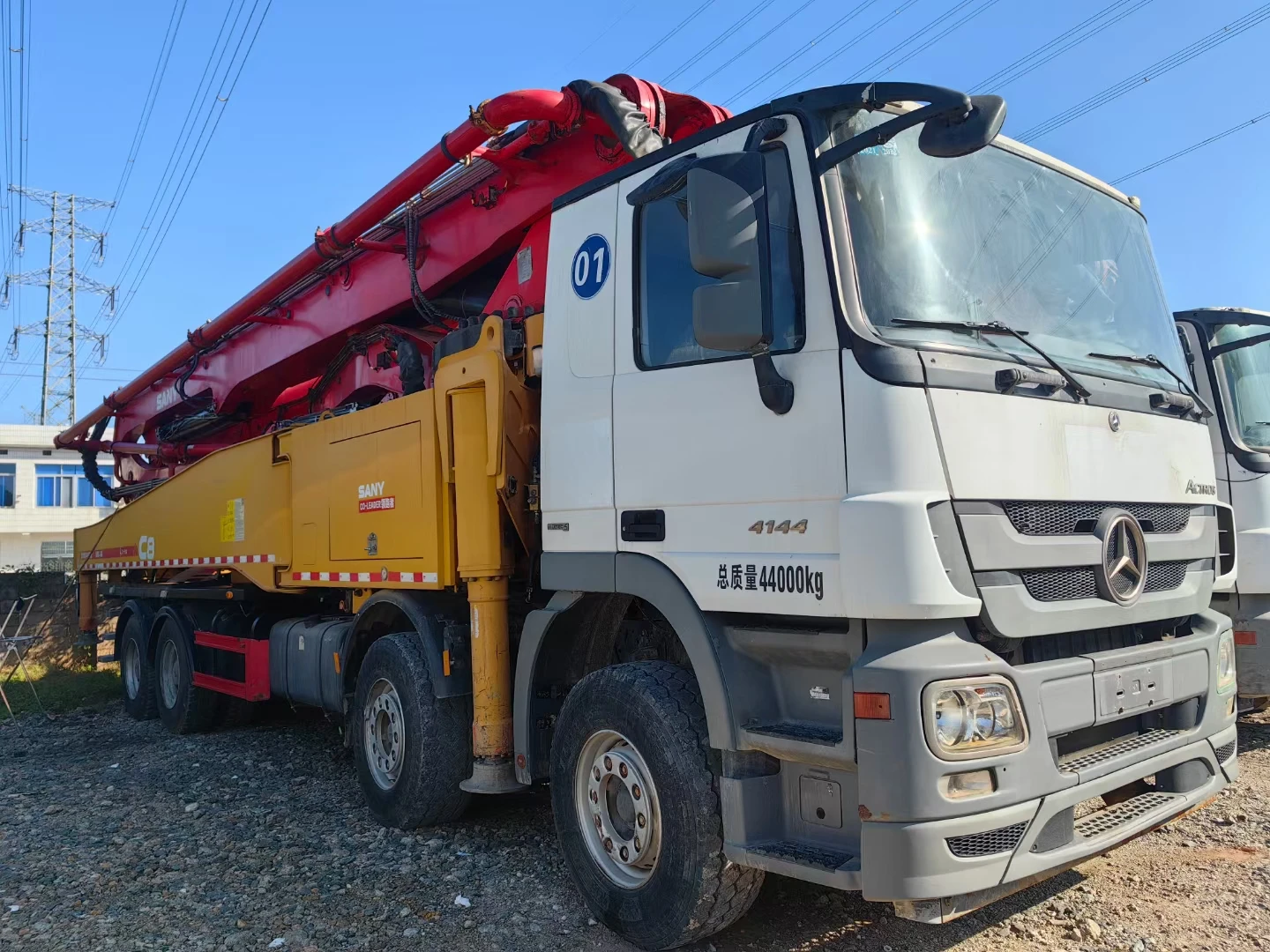 56m Benz Chassis SYM5449THB 560C-8A Used Sanys Pump Truck Mounted
