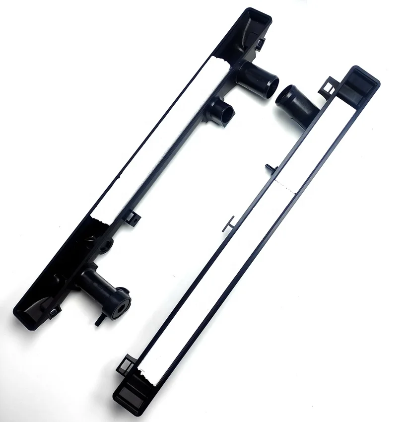 High quality radiator plastic tank factory for car model 700P OEM 8981372723