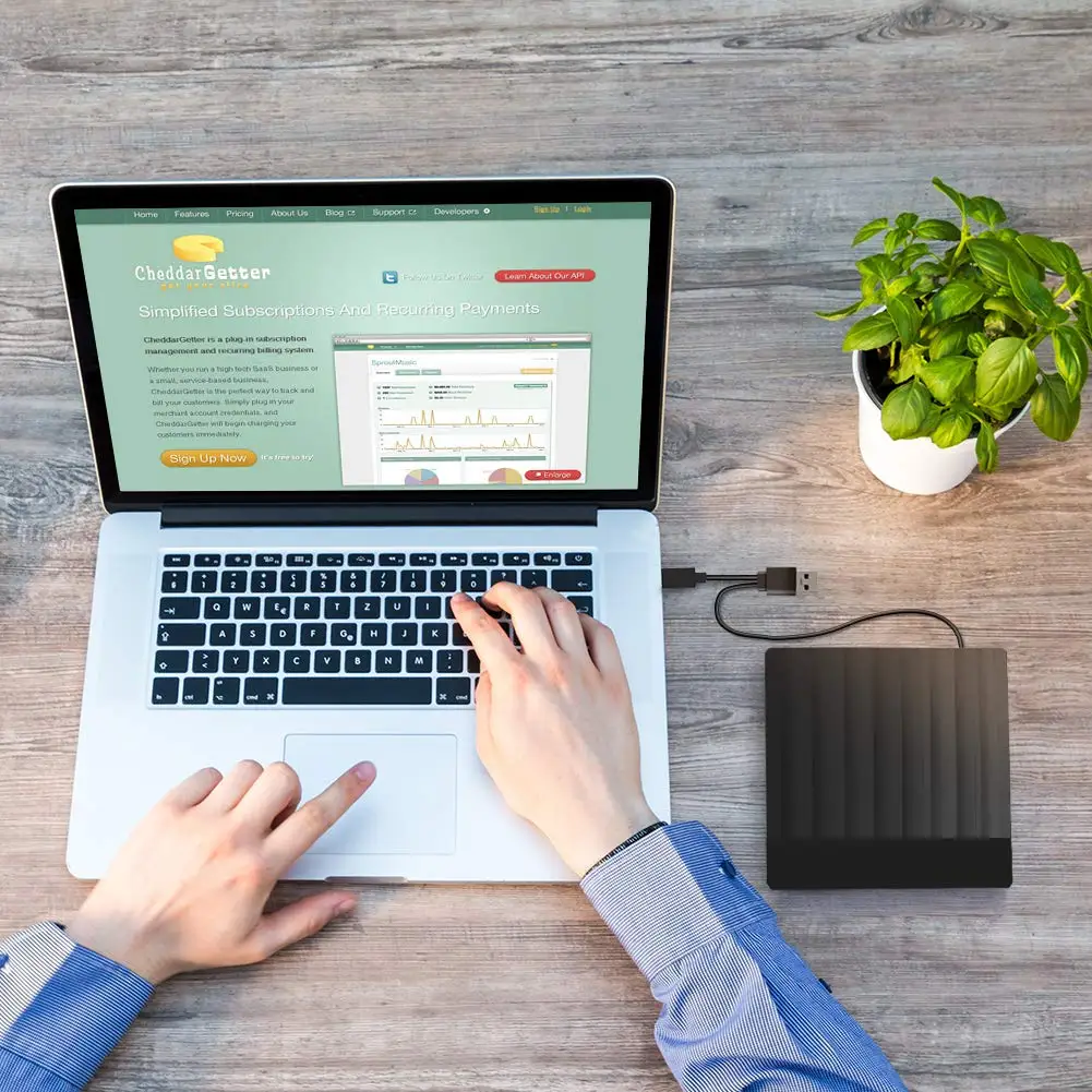 
Raycue External CD / DVD Player Drive USB 3.0 CD Rom Disk Reader & Burner USB DVD player External DVD Burner 