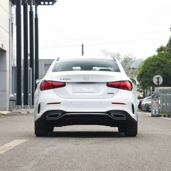 2023 Beijing Mercedes Ben-z A класс 200 L 7 мокрый автомобиль с двойным сцеплением бензиновый