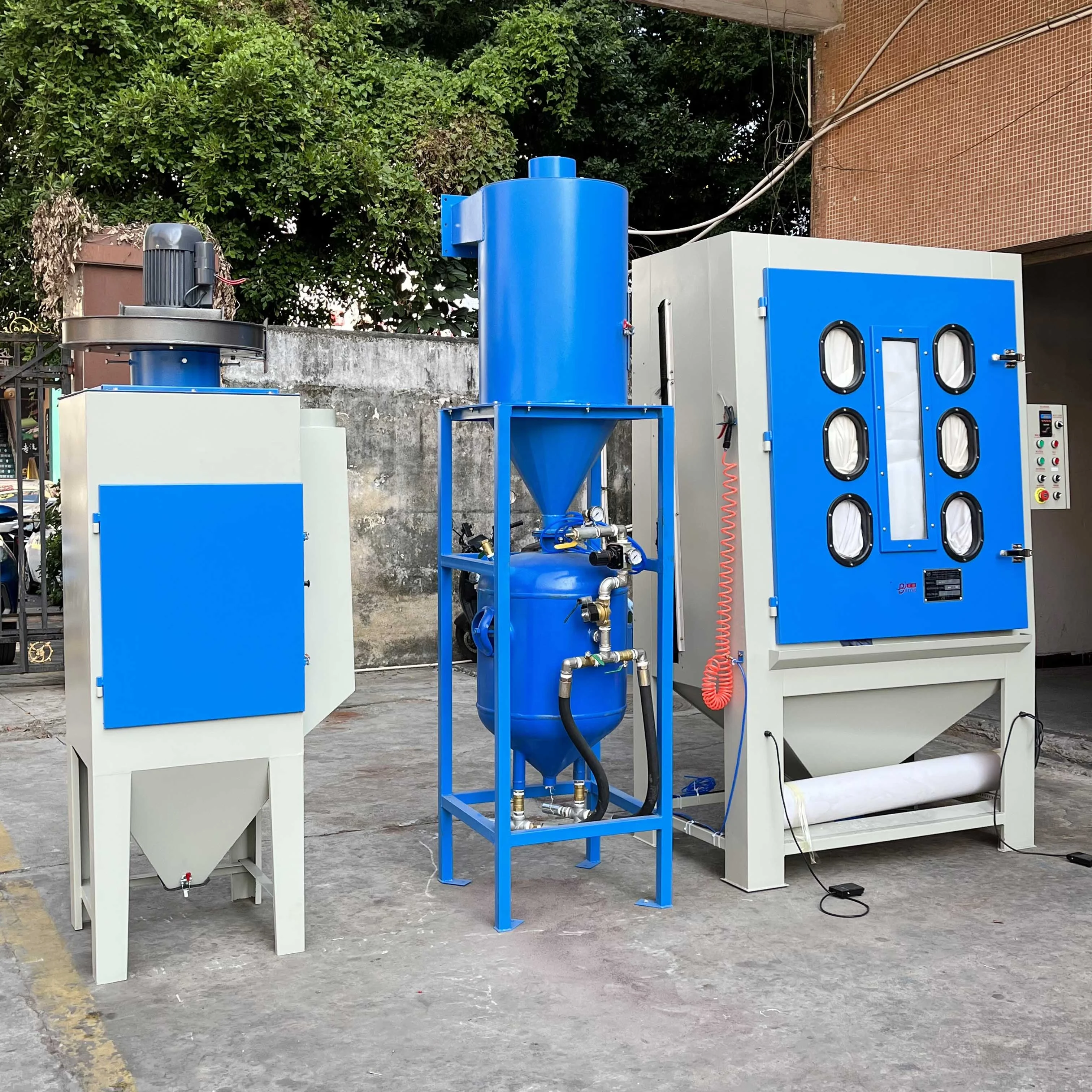 Sand Blasting Machine Price Sandblasters for Steel Plates Sandblasting Machine for Glasses Arm Blaster