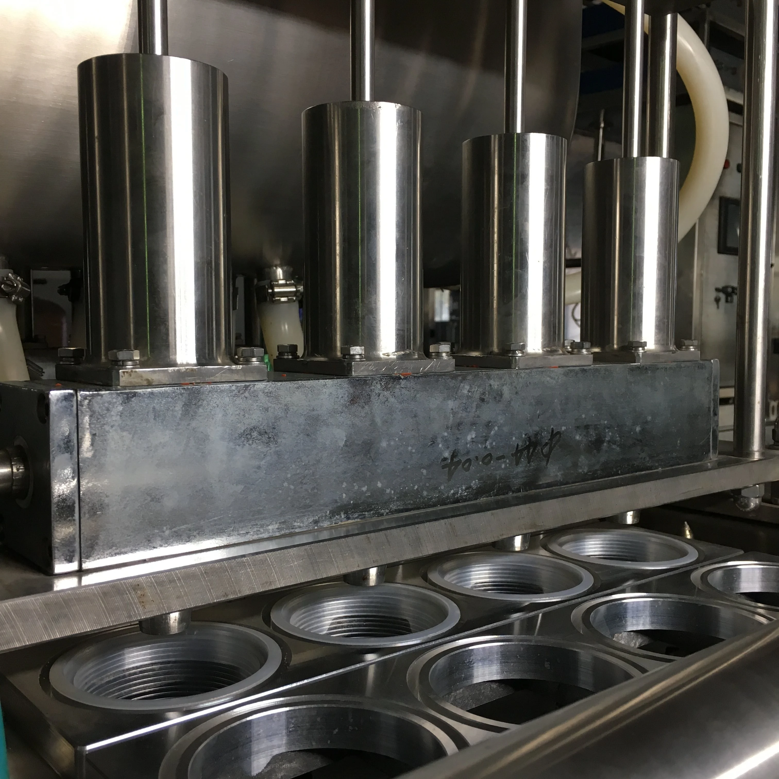 Automatic Cup Liquid Filling Sealing Machine k cup filling machine Factory High Accuracy High-Efficiency Dry Powder Filling Mach