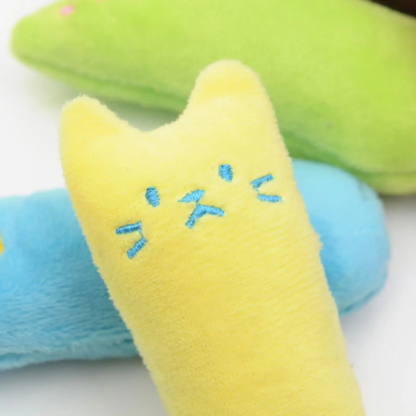 Rustle Sound Catnip Toy Cats Products For Pets Cute Cat Toys For Kitten Teeth Grinding Cat Plush Thumb Pillow Pet Accessories