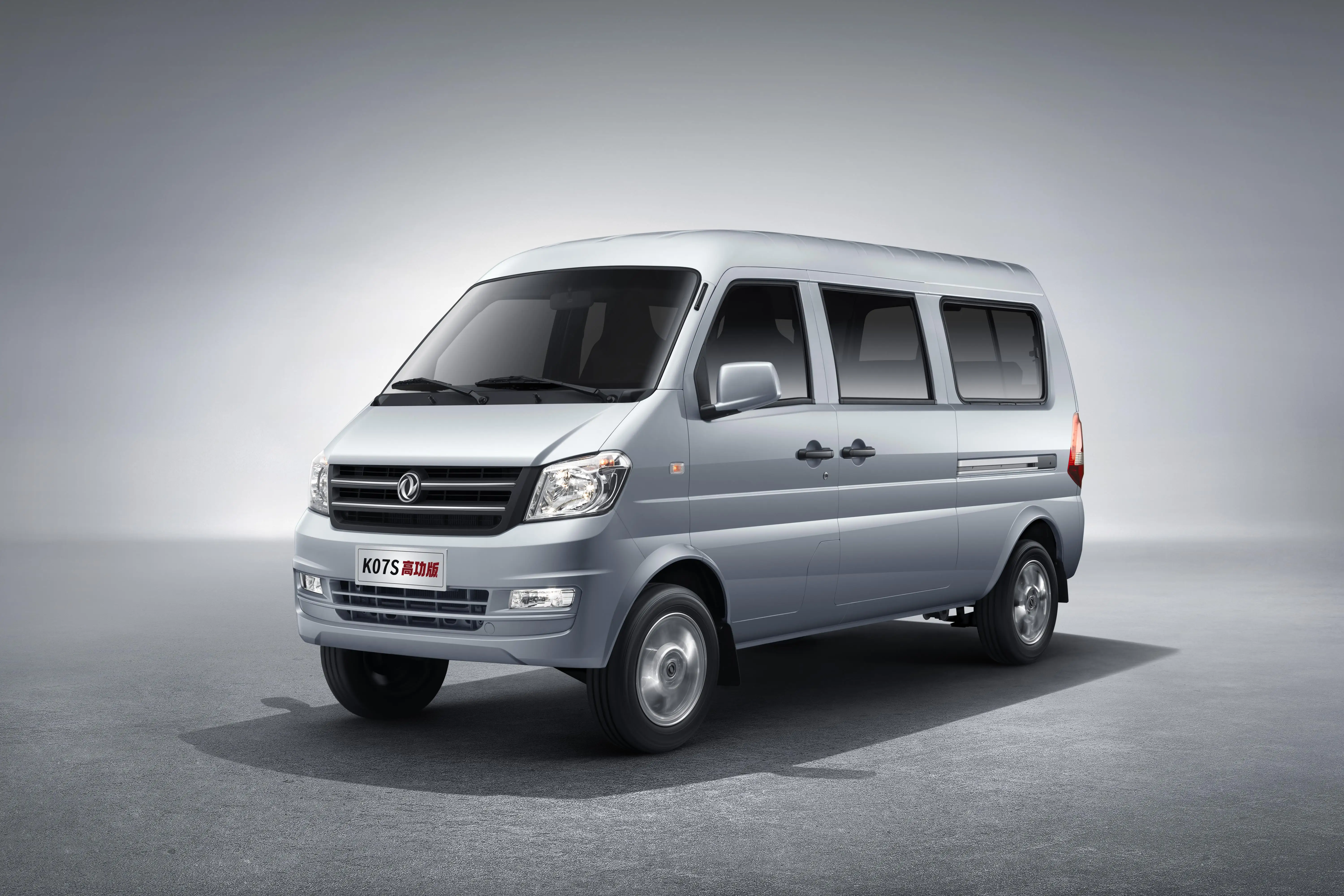 Dongfeng DFSK K07S Left Hand Drive Gasoline Mini Van Passenger Van 7 Seats 1.3 L High Power Version Basic Type in Stock