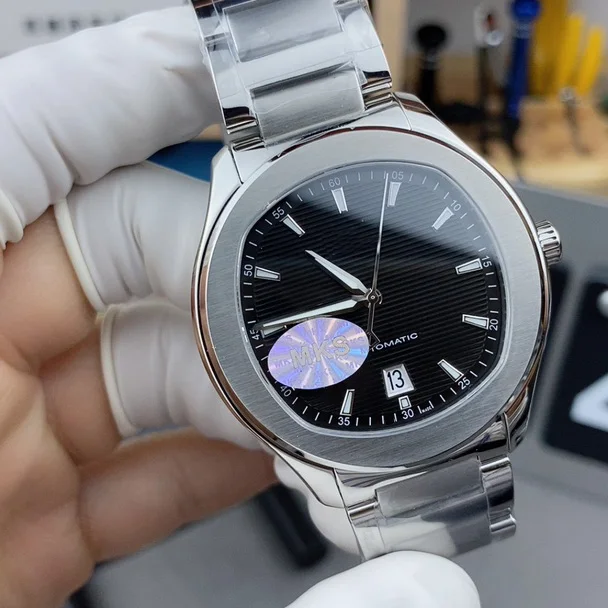 Classic Designer Style Best Quality Black Face Famous Luxury Automatic Mechanical Wrist Watch for Men