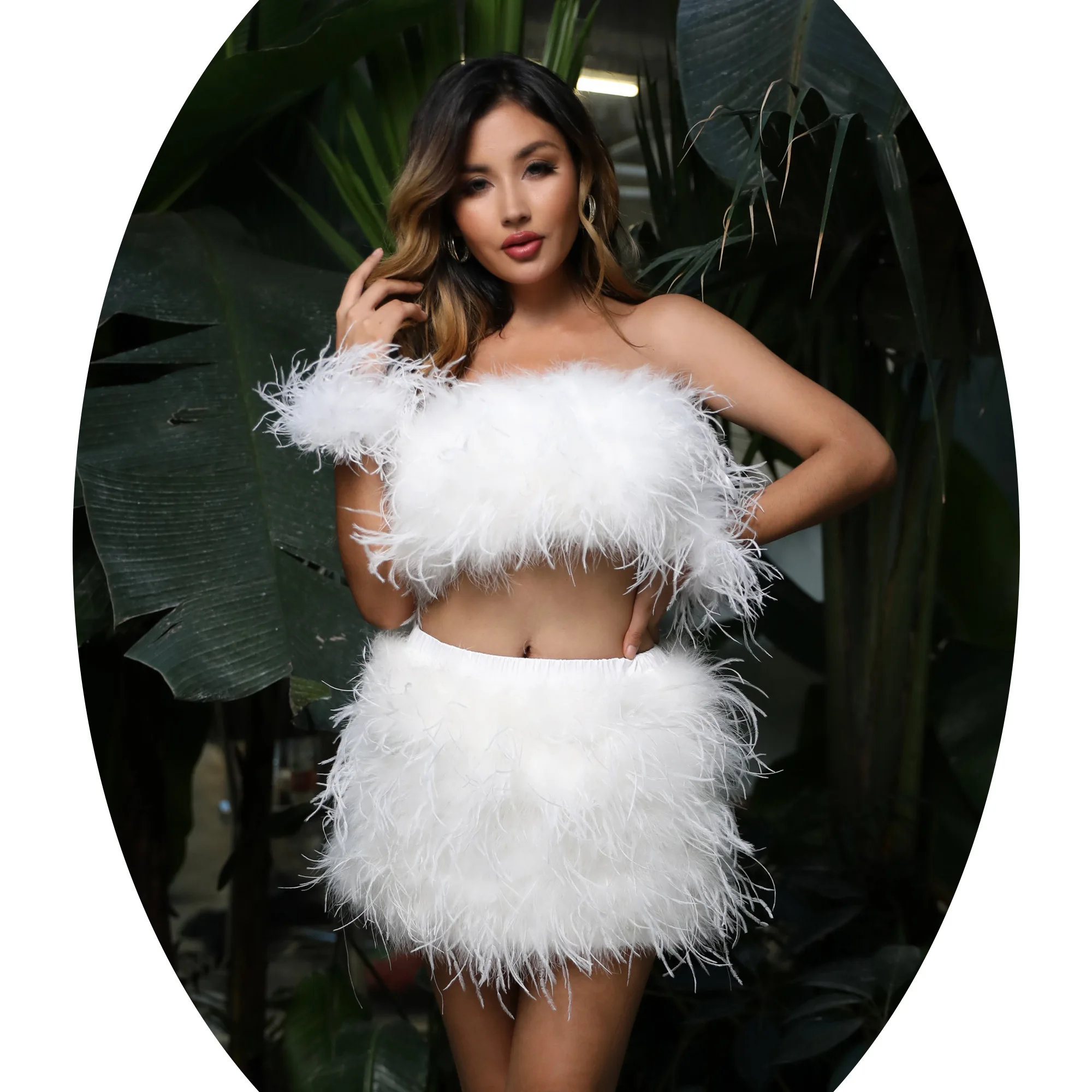 Wholesale Furry White Evening Short Feather Dress Summer Ladies Luxurious Fashion Ostrich Feather Top And Skirt Set