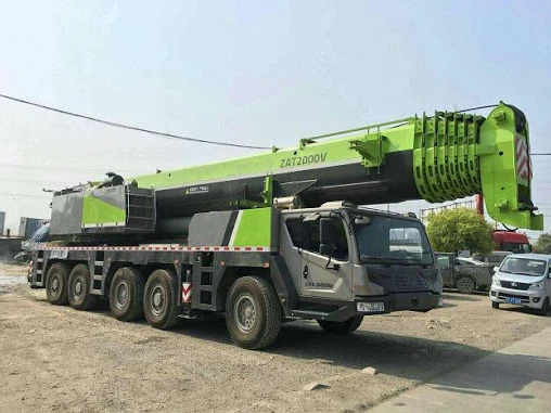 Chinese Famous Brand New ZAT2000V 200 Ton All Terrain Crane Truck Crane Mobile Hydraulic Crane With Good Performance
