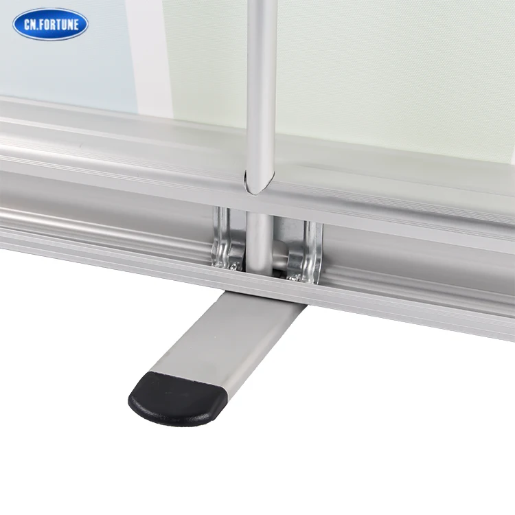 Slim Base Advertising Pull Up Banners,Vertical Retractable Banner Stand,Roll Up Stand Price