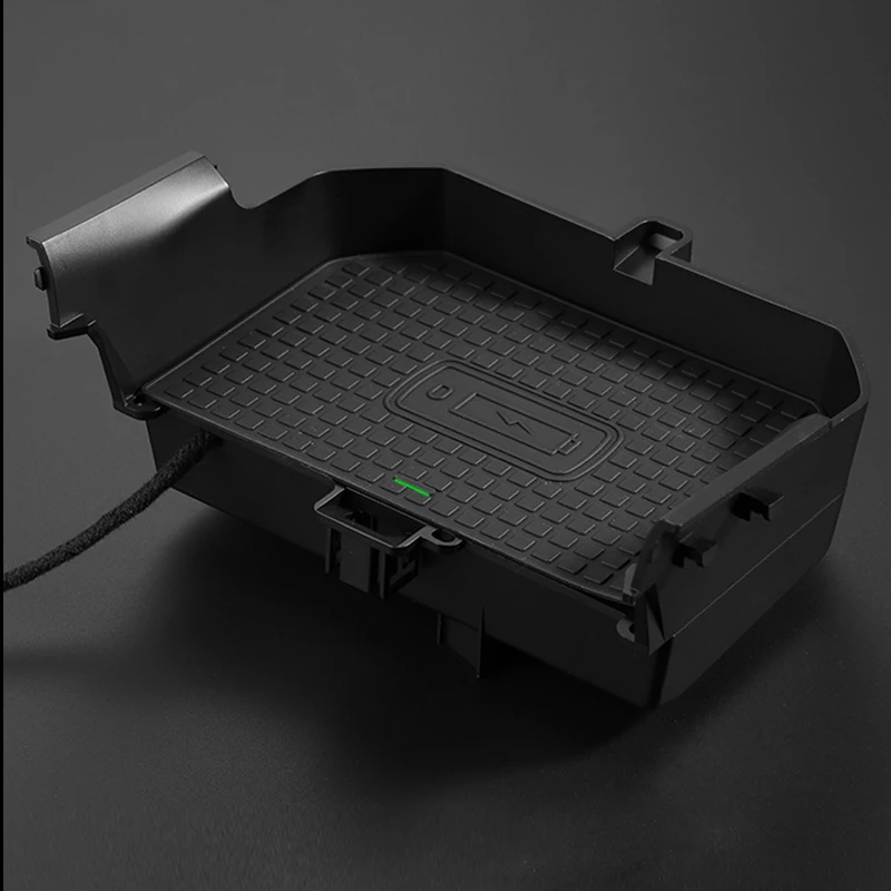 Fast Charging Qi Standard Mobile Phone Car Wireless Charger for BMW 5 Series X5 X6 for Audi A3