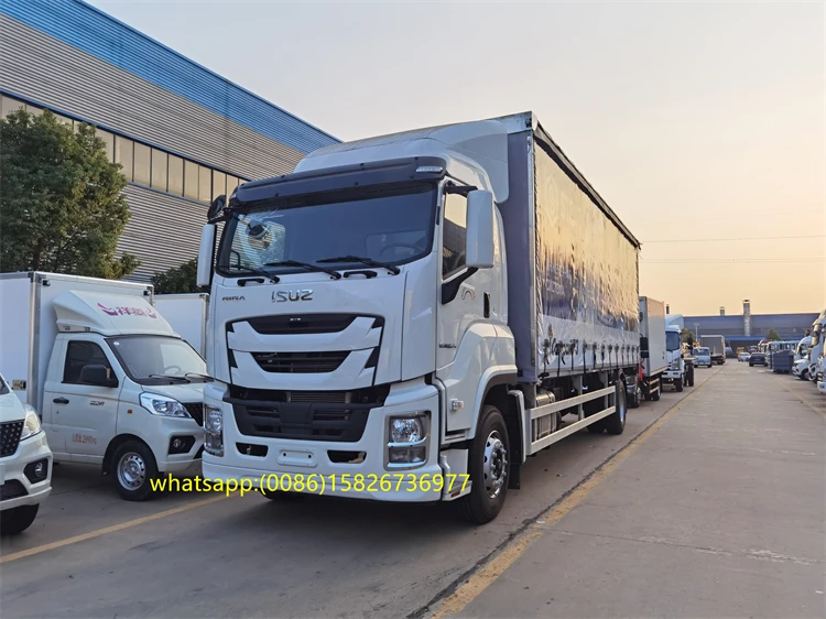 Japan giga lsuzu 10 ton curtain van truck Japan 15 ton lsuzu curtain truck sale in Russia