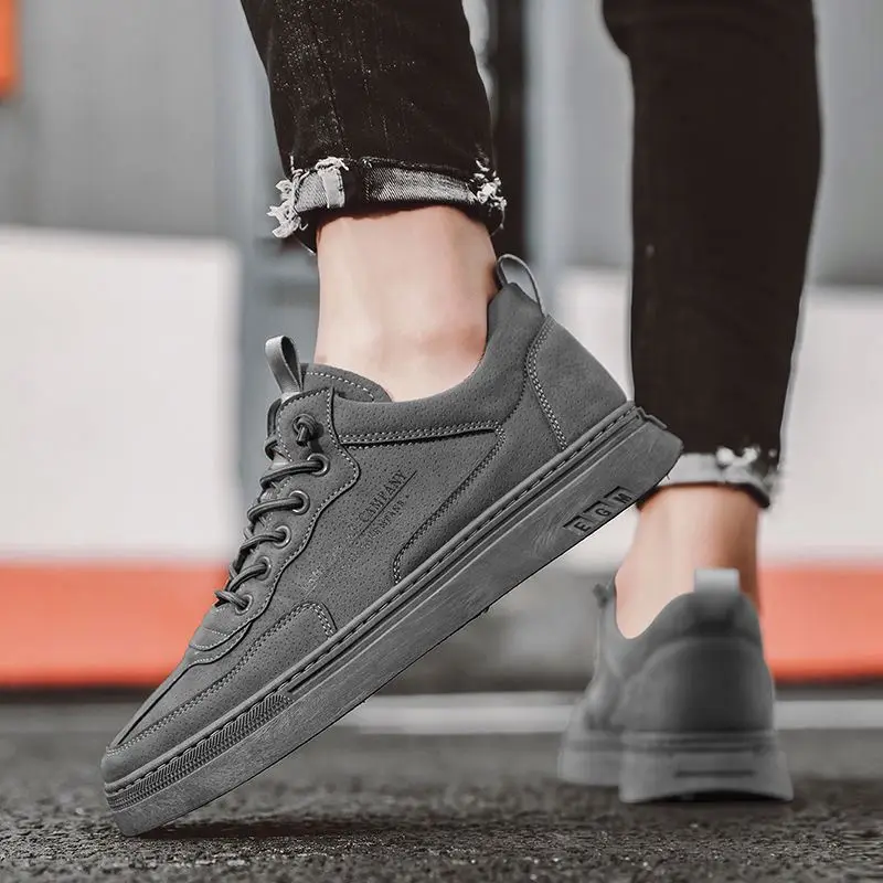 Hot New Fashion Black PU Leather Shoes Mens Sport Running Casual Lace Up Sneakers best sell men slip on flat casual shoes