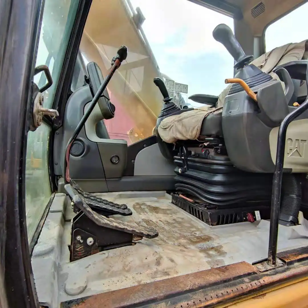 CAT 323d  Used CAT 323d origin Japan with cheap price and high efficiency for hot sale CAT 320d Buenas noches. Give away a drone