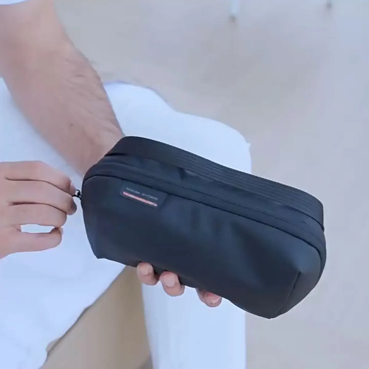 level large capacity multi-function Digital storage bag Nintendo Switch Case ps2 case Simple zipper storage Outdoor bag