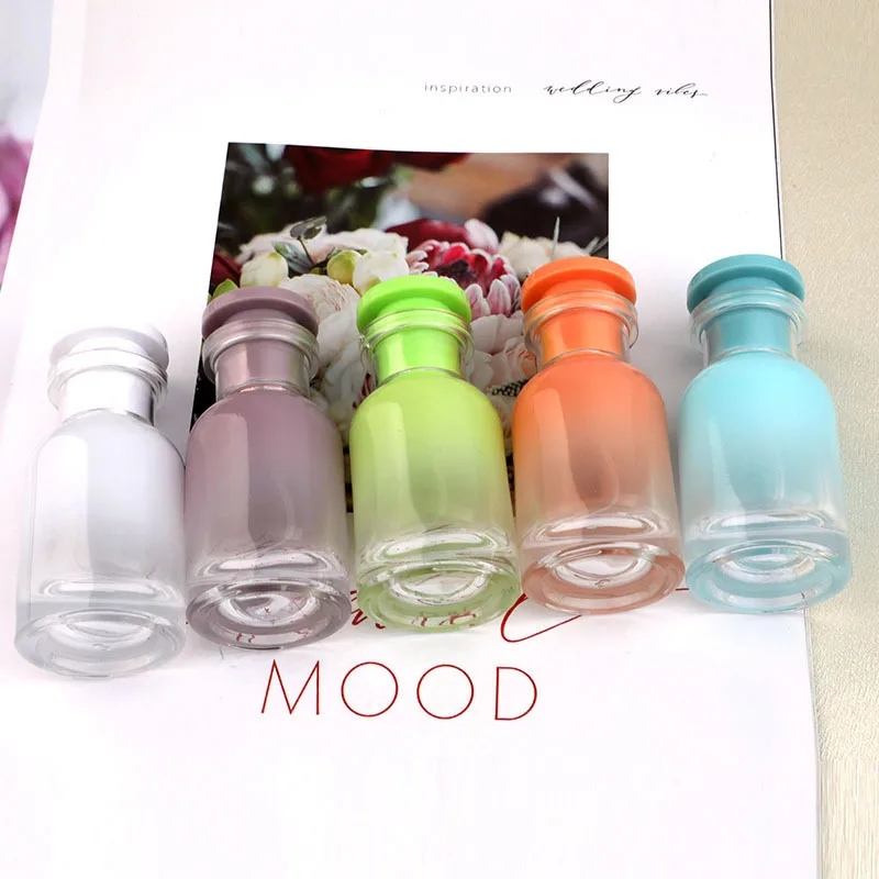 5ml 10ml 30ml 50ml 100ml customized refillable spray luxury mini perfume oil hanging wood car bottle with box glass hanging