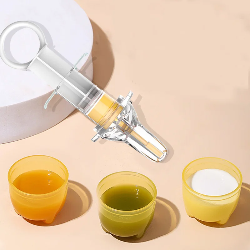 Wholesale Anti Choking Baby Oral Feeding Syringe Feeder Baby Medicine Dispense Syringe Pacifier Silicone Baby Medicine Feeder