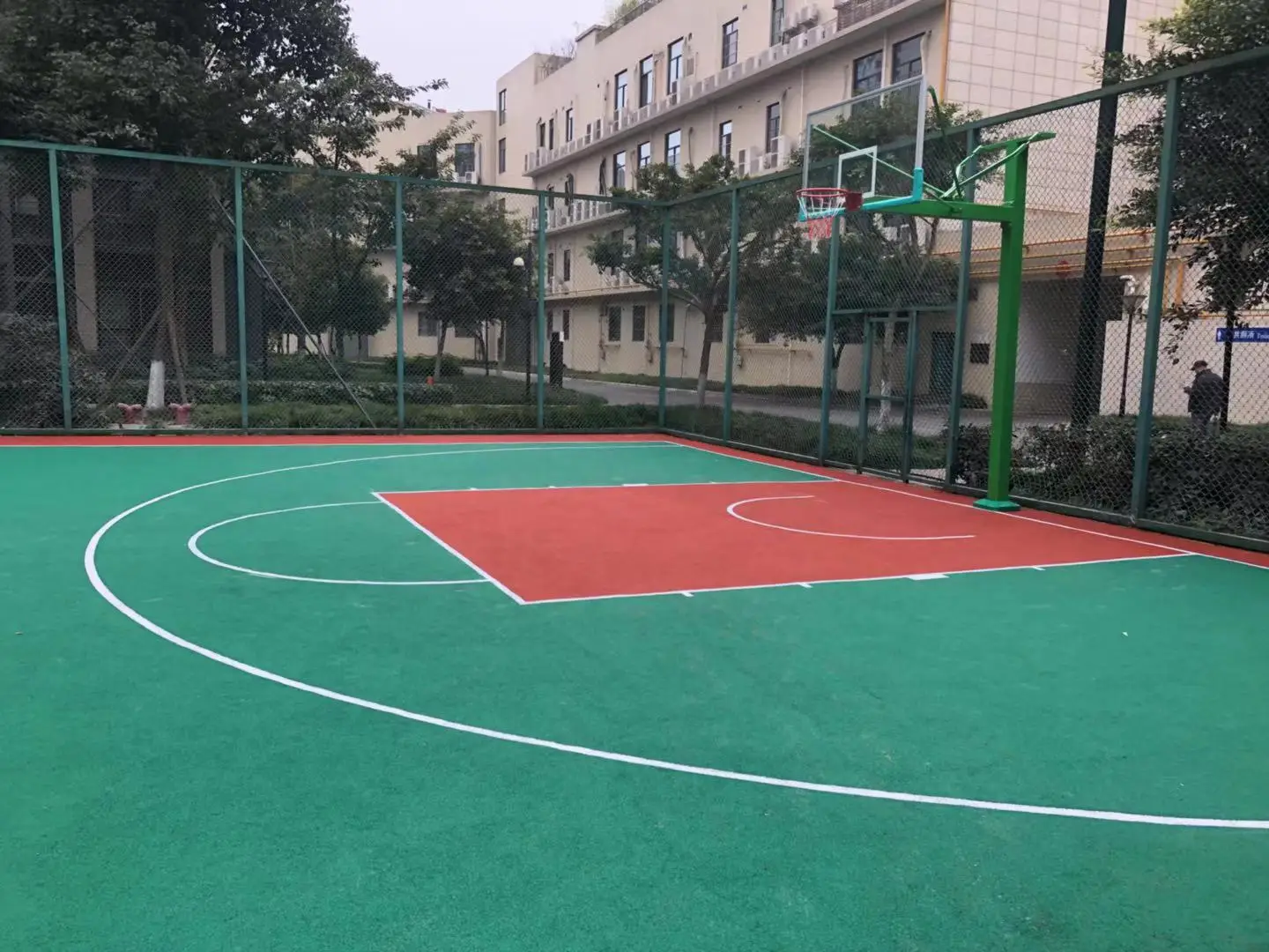 Factory Direct Silicon PU Court Material for School Playground