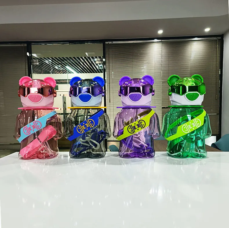 Wholesale Popular Cylindrical Straight wholesale plastic sports water bottles With Straw Portable