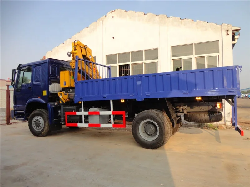 New Sinotruk Howo 4x4 внедорожных все колеса установленная тележкой складной кран