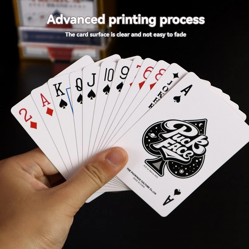 The New Brand-new Upgraded Cultivate Sentiment Exquisite High-quality Amateur Leisure Playing Cards